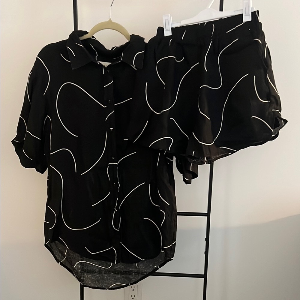 DISSH Black and White Shirt and Pants Set